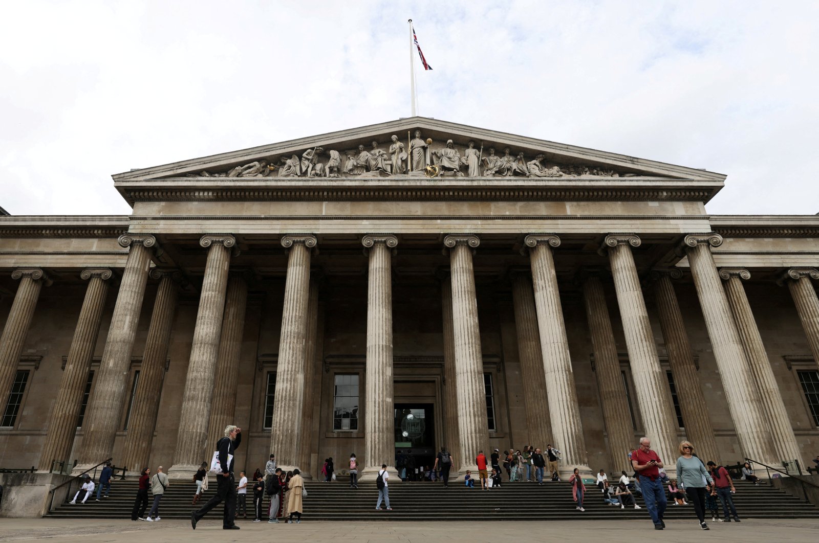 People walk in front of the British Museum, London, U.K., Sept. 28, 2023. (Reuters Photo)