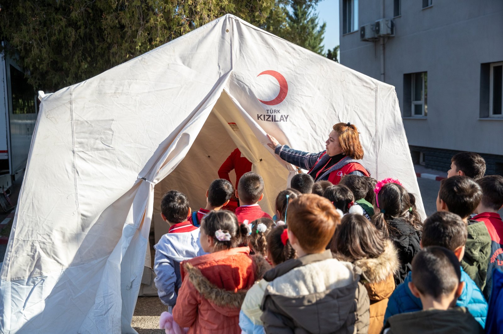 Turkish Red Crescent tent providing aid to children in Gaza, Palestine, Nov. 4, 2024. (IHA Photo)