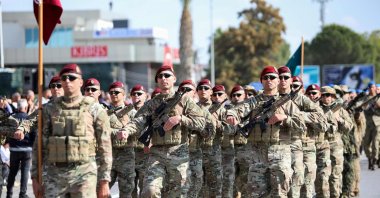 Turkish soldiers march during a military parade, Lefkoşa (Nicosia), TRNC, Nov. 15, 2024. (AFP Photo)