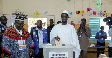 Senegal's Presidential Bassirou Diomaye Faye casts his ballot during the early legislative election, at a polling station, Ndiaganiao, Mbour, Senegal, Nov. 17, 2024. (Reuters Photo)