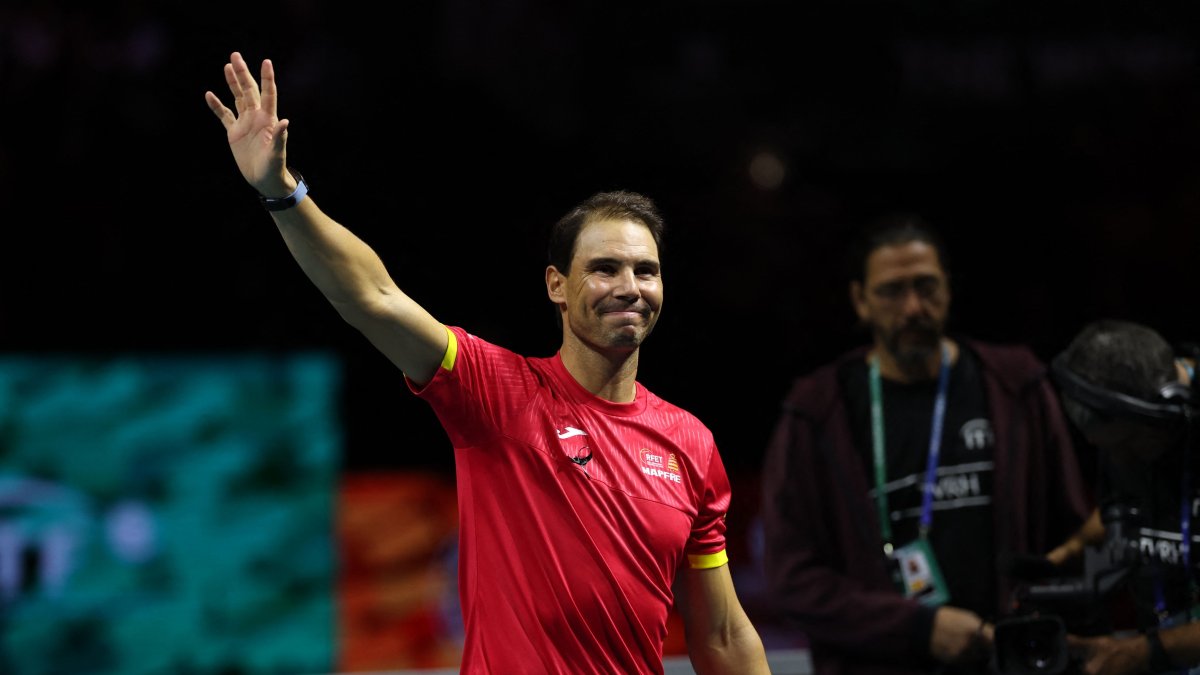 Spain&#039;s Rafael Nadal waves during a tribute to his career at the end of the quarterfinal doubles match between the Netherlands and Spain during the Davis Cup, Malaga, Spain, Nov. 19, 2024. (AFP Photo)