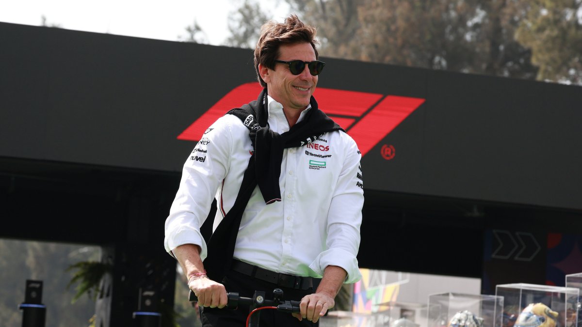 Mercedes team principal Toto Wolff arrives at the Autodromo Hermanos Rodriguez ahead of the Mexico City Grand Prix, Mexico City, Mexico, Oct. 25, 2024. (AA Photo)