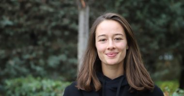 Turkish tennis player Zeynep Sönmez poses for a photo after an interview with Daily Sabah, Istanbul, Türkiye, Nov. 13, 2024. (Courtesy of Elif Sena Darbaz)