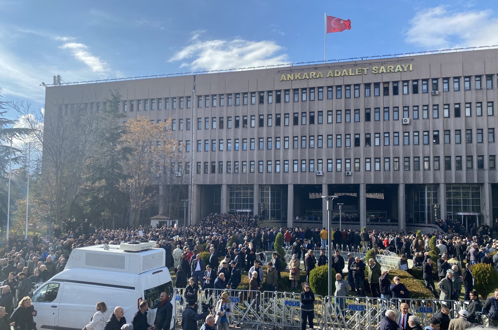 Spectators and reporters gather outside the courthouse as former Republican People&#039;s Party (CHP) Chair Kemal Kılıçdaroğlu attends his hearing, Ankara, Türkiye, Nov. 22, 2024. (İHA Photo)