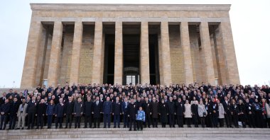 Teachers from all provinces of Türkiye mark Teachers' Day at the Anıtkabir, Ankara, Türkiye, Nov. 24, 2024. (AA Photo)