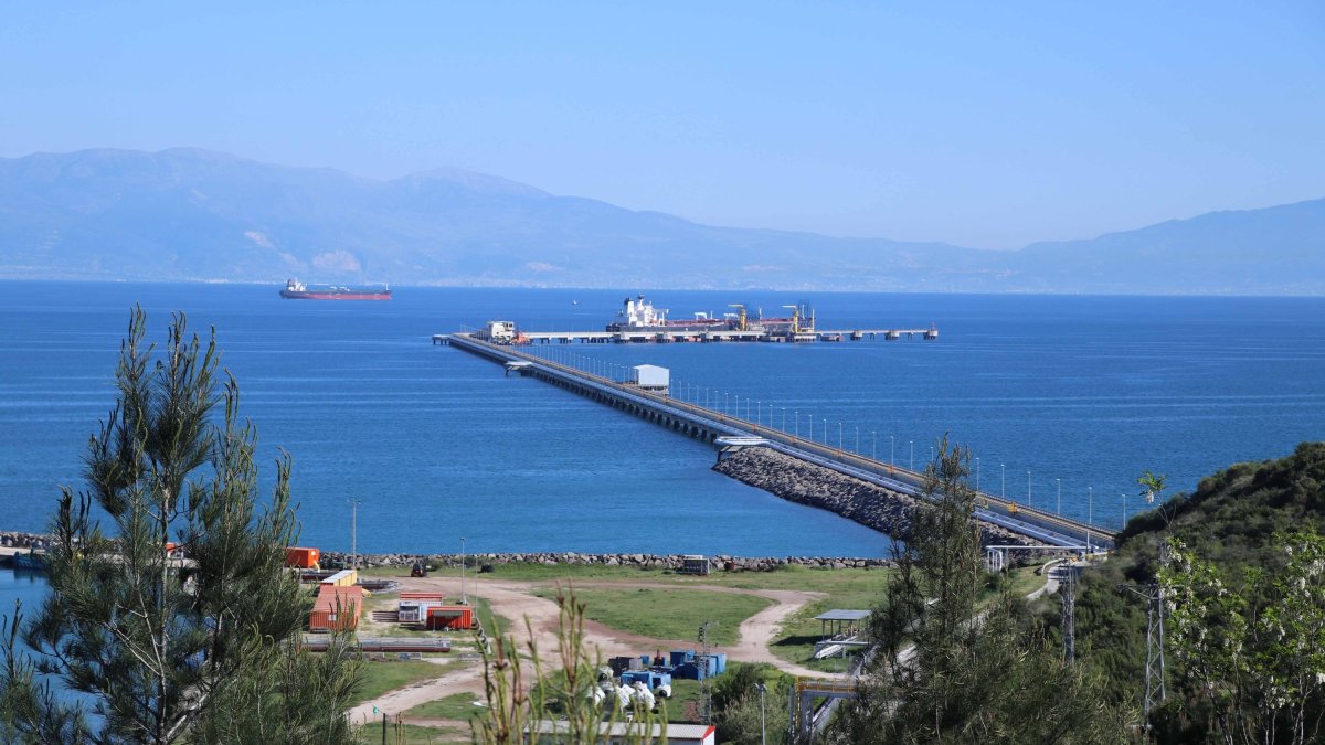 The Haydar Aliyev Marine Terminal, the last stop of the BTC pipeline before crude oil is delivered to global markets, in Adana province, southern Türkiye, June 2, 2020. (AA Photo)