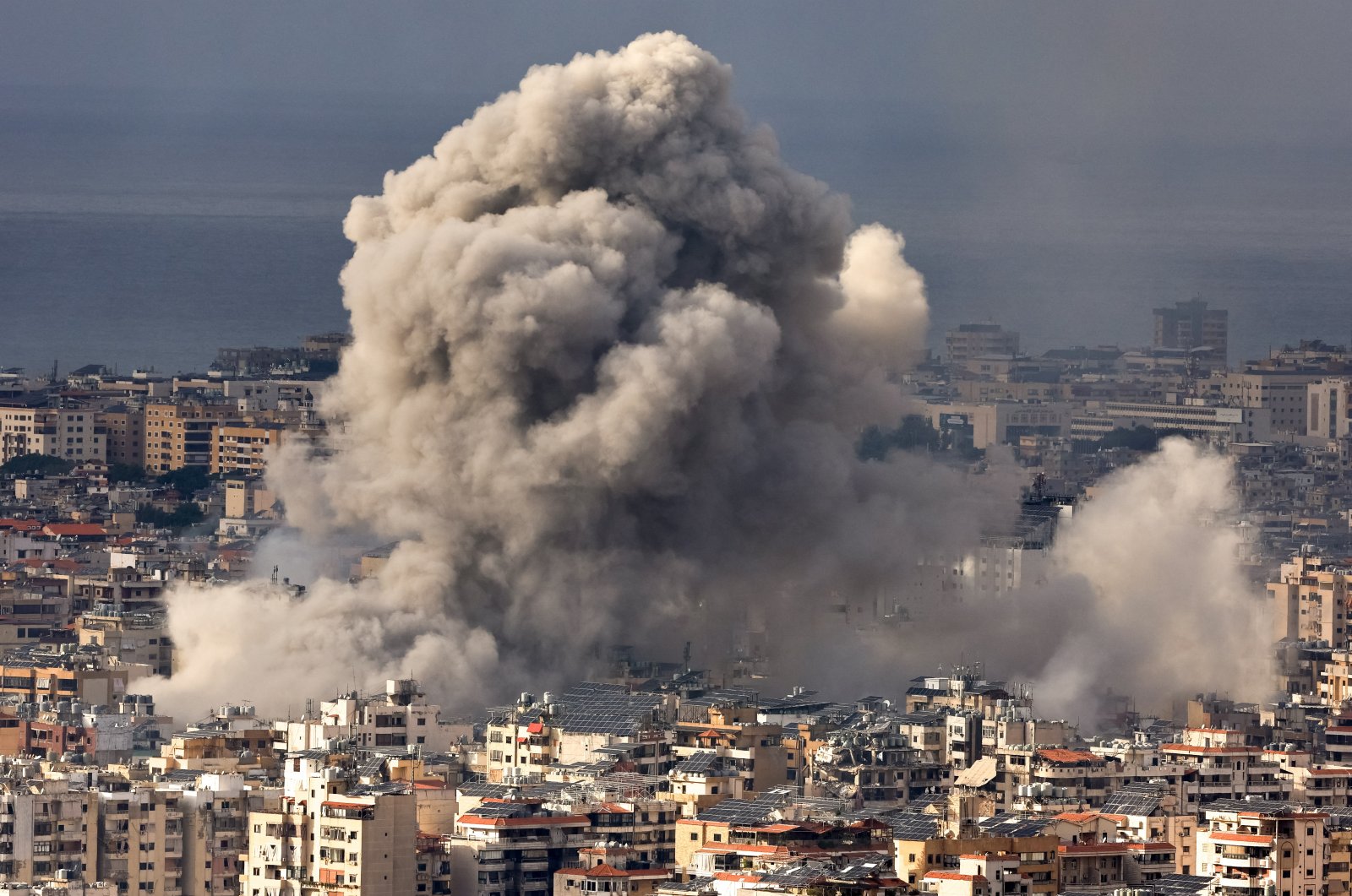 Smoke billows over Beirut&#039;s southern suburbs after an Israeli strike, as seen from Baabda, Lebanon, Nov. 25, 2024. (Reuters Photo)