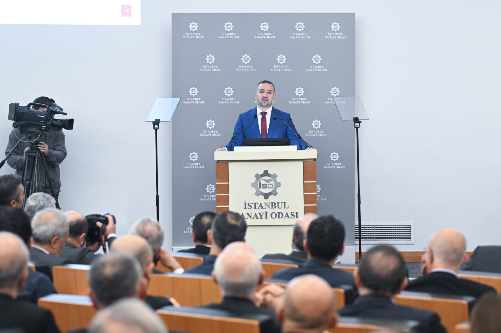 Central Bank of the Republic of Türkiye (CBRT) Governor Fatih Karahan speaks during a meeting at the Istanbul Chamber of Industry (ISO), Istanbul, Türkiye, Nov. 27, 2024. (AA Photo)