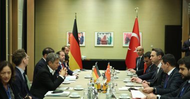 Energy and Natural Resources Minister Alparslan Bayraktar (R-C) and German Vice-Chancellor and Economy and Climate Minister Robert Habeck (L-C) converse during a meeting at the German-Turkish Energy Forum, Berlin, Germany, Nov. 27, 2024. (DHA Photo)