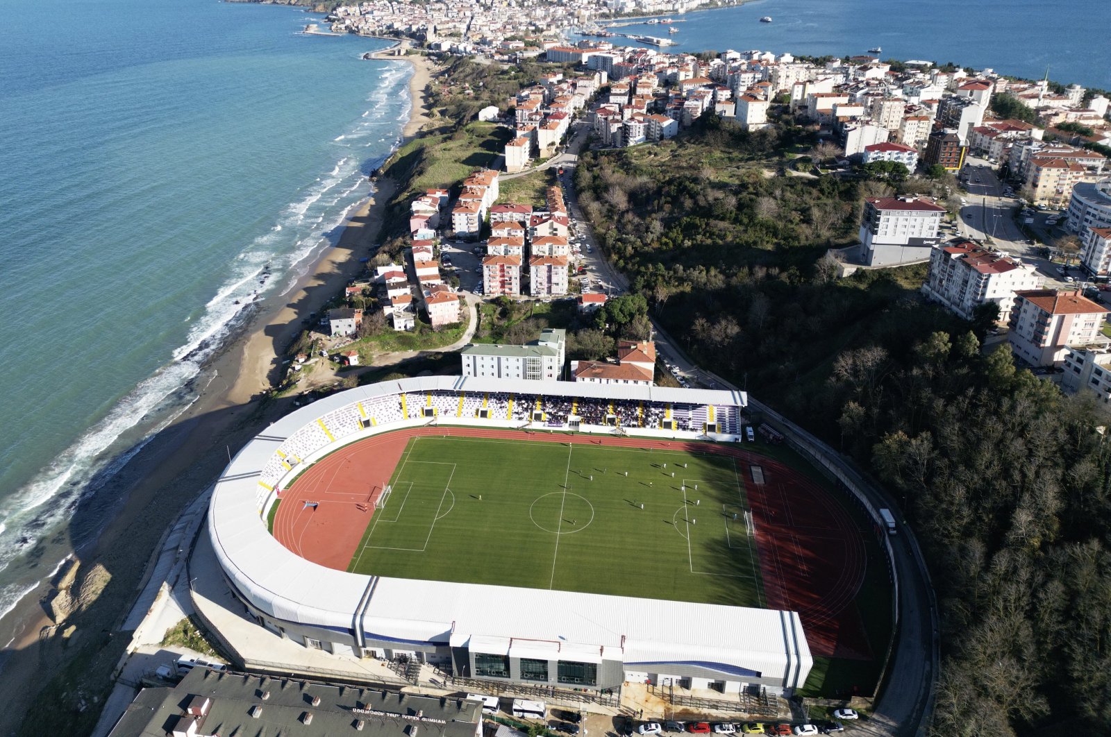 An aerial view of the new Sinop City Stadium during the Regional Amateur League clash between Sinopspor and Geredespor, Sinop, Türkiye, Nov. 27, 2024. (AA Photo)