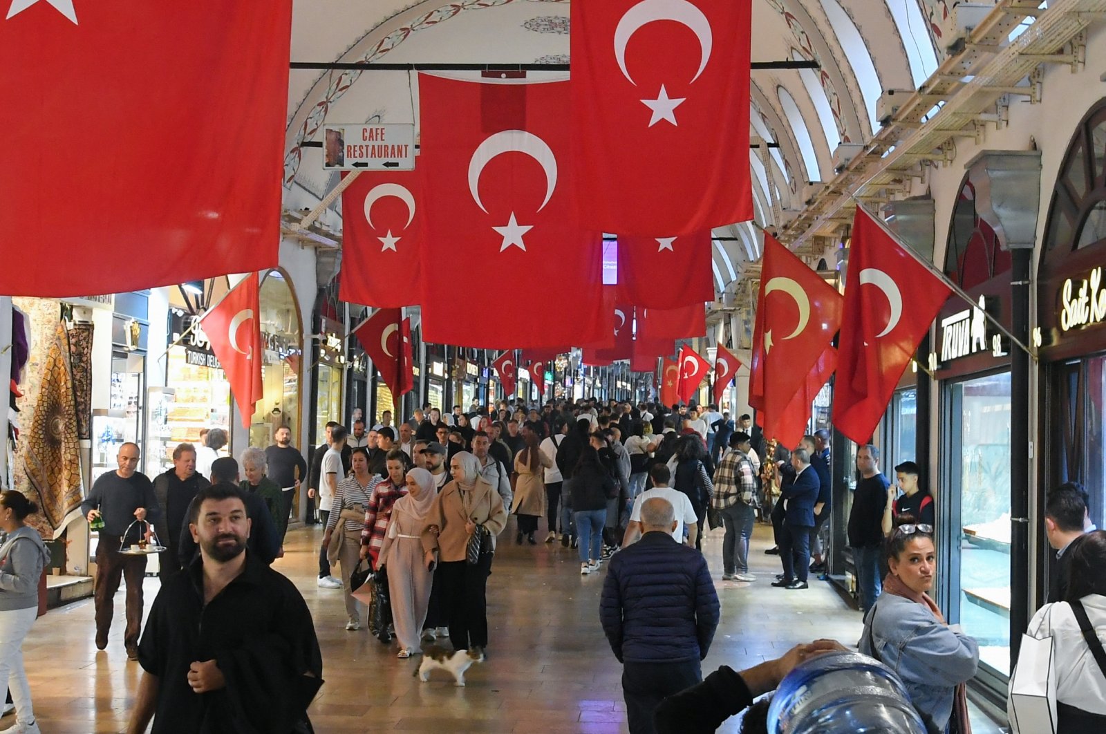 People stroll through the historic Grand Bazaar, a popular tourist attraction and one of the country&#039;s most important economic venues, in Istanbul, Türkiye, Oct. 23, 2024. (Reuters Photo)