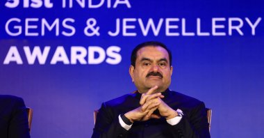 Indian billionaire Gautam Adani attends the 51st Gems and Jewellery Awards in Jaipur, India, Nov. 30, 2024. (Reuters Photo)