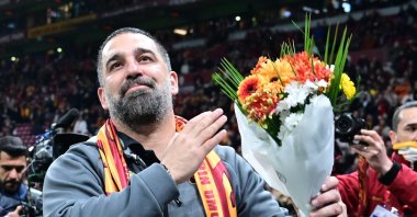 Eyüpspor&#039;s coach Arda Turan acknowledges fans before the Süper Lig against Galatasaray at the RAMS Park, Istanbul, Türkiye, Dec. 1, 2024. (AA Photo)