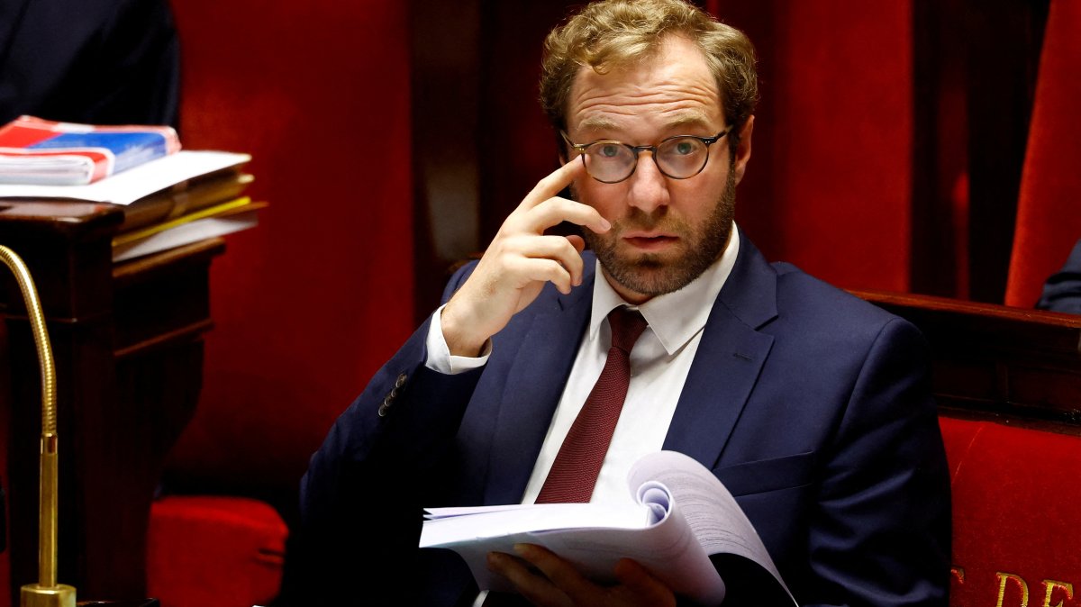 French Economy, Finance and Industry Minister Antoine Armand attends a debate session at the National Assembly in Paris, France, Oct. 22, 2024. (Reuters Photo)