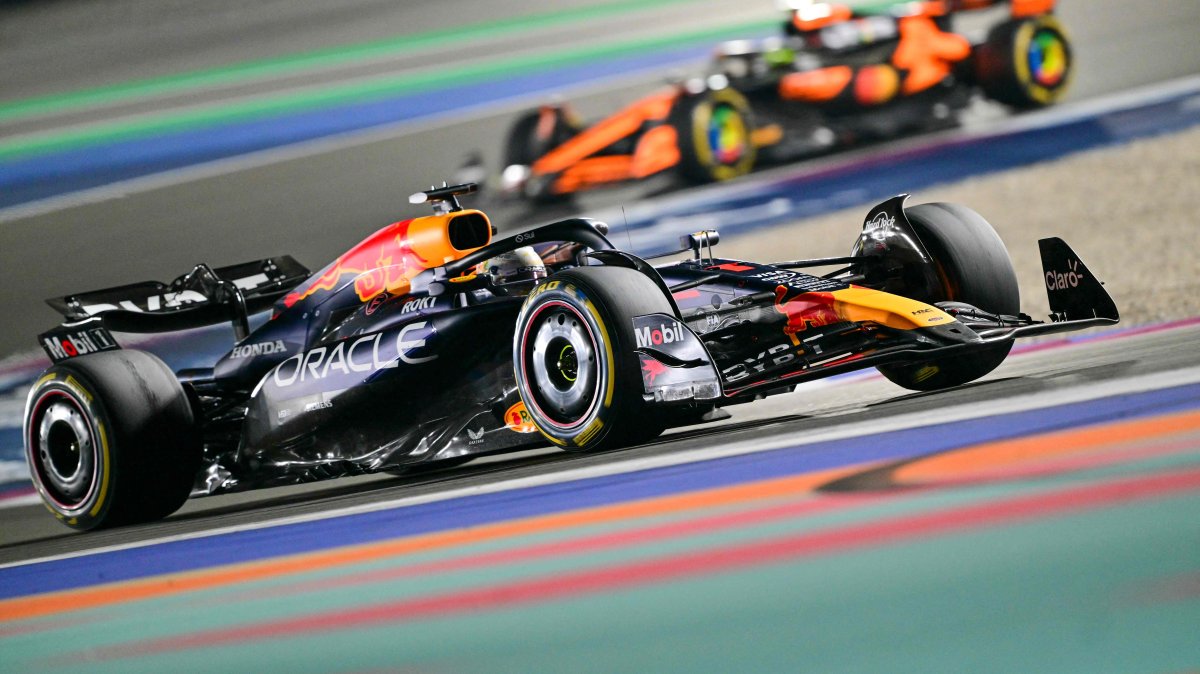 Red Bull Racing&#039;s Dutch driver Max Verstappen drives during the Qatari Formula One Grand Prix at the Lusail International Circuit in Lusail, Doha, Qatar, Dec. 1, 2024. (AFP Photo)