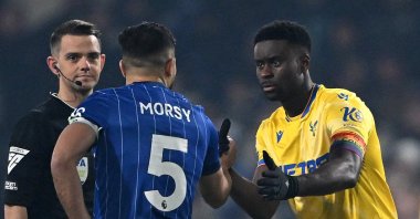 Crystal Palace&#039;s Marc Guehi (R) and Ipswich Town&#039;s Sam Morsy greet prior to the Premier League match at Portman Road, Ipswich, U.K., Dec. 3, 2024. (Getty Images Photo)