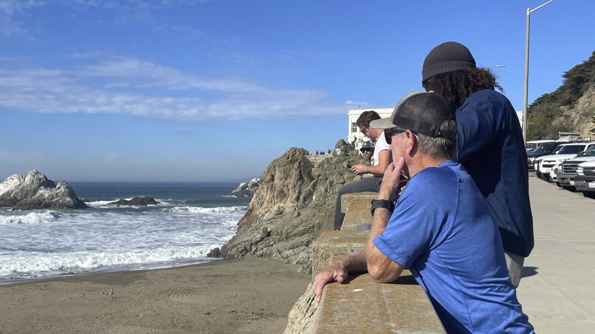 People watch the waves come in after an earthquake was felt widely across Northern California at Ocean Beach in San Francisco, U.S., Dec. 5, 2024. (AP Photo)