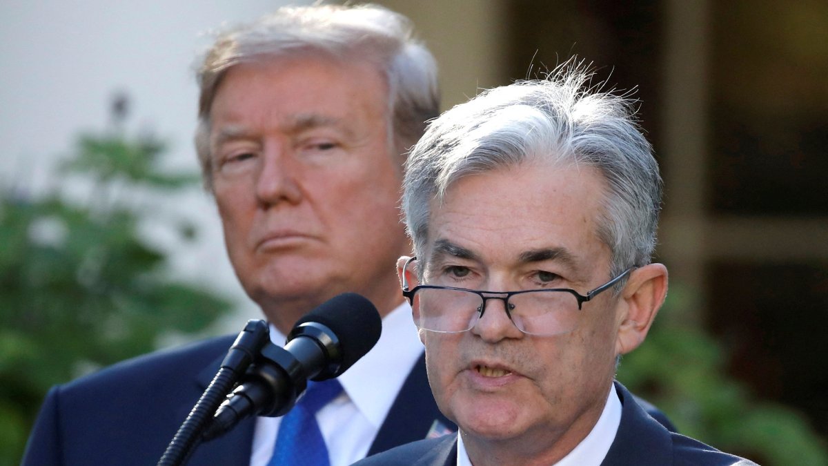 U.S. President Donald Trump looks on as Jerome Powell, his nominee to become chairman of the U.S. Federal Reserve, speaks at the White House in Washington, U.S., Nov. 2, 2017. (Reuters Photo)
