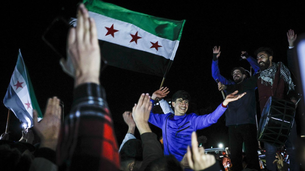 People celebrate days after the overthrow of Syrian regime leader Bashar Assad by opposition forces, Damascus, Syria, Dec. 13,  2024. (EPA Photo)