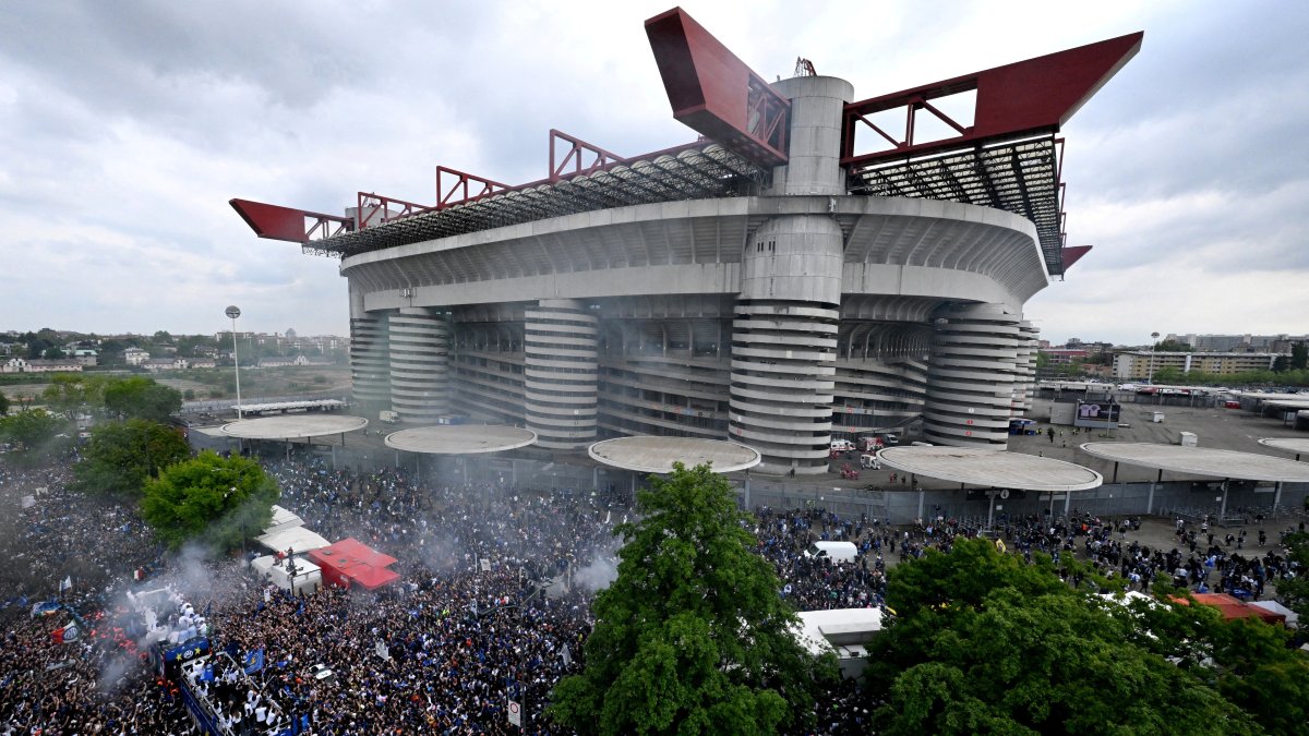 A general view as Inter Milan players celebrate winning the Serie A with fans during the bus parade outside the San Siro, Milan, Italy, April 28, 2024. (Reuters Photo)