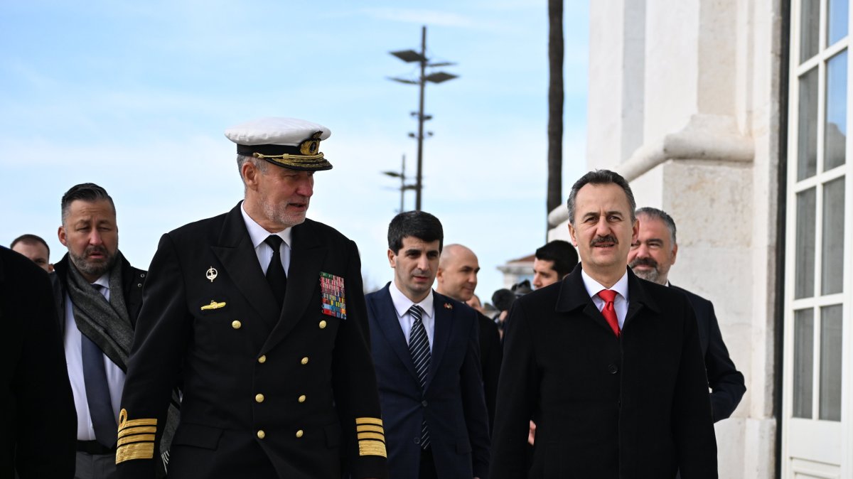 Head of the Presidency of Defense Industries (SSB) Haluk Görgün (R), Commander of the Portuguese Naval Forces Adm. Henrique Gouveia e Melo, Portuguese Defense Industries Agency (IdD) President Carlos Felix, and other representatives, Lisbon, Portugal, Dec. 17, 2024. (AA Photo)