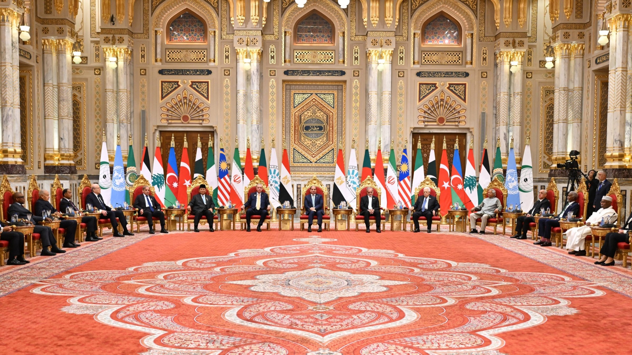 Leaders of D-8 countries pose for a photo in Cairo, Egypt, Dec. 19, 2024. (DHA Photo)