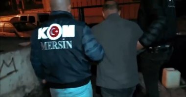 Mersin police detain 114 suspects, including public officials, in the "Chain" operation, Mersin, Türkiye, Dec. 18, 2024. (DHA Photo)