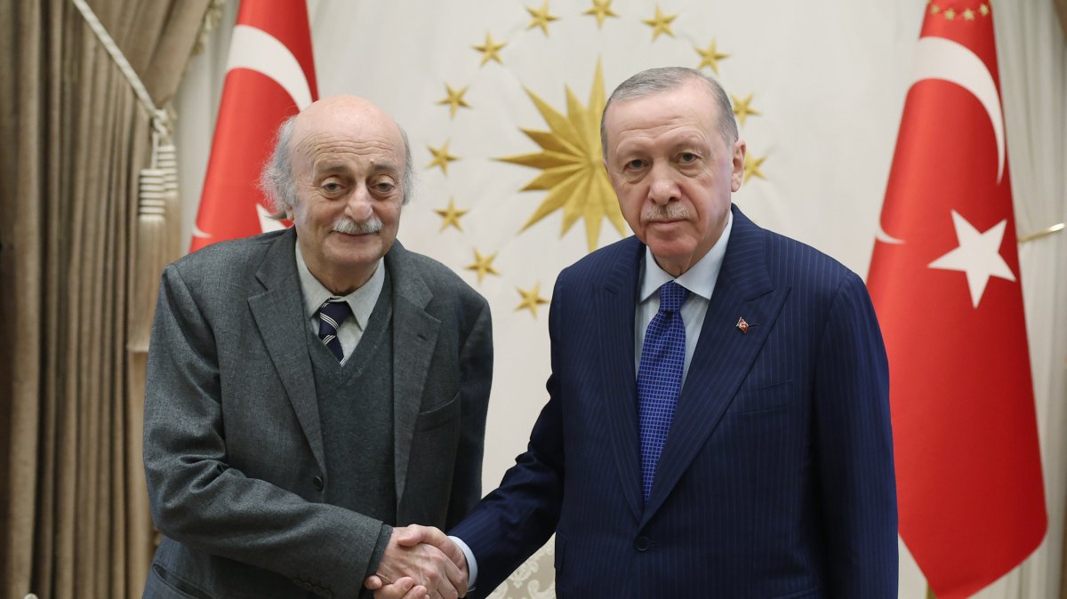 President Recep Tayyip Erdoğan receives Lebanese Druze leader Walid Jumblatt at the Presidential Complex, Ankara, Türkiye, Dec. 24, 2024. (AA Photo)