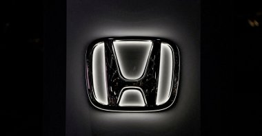 A Honda logo is seen during the New York International Auto Show in Manhattan, New York City, U.S., April 5, 2023. (Reuters Photo)