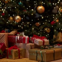 With visiting friends, family and neighbors being a regular tradition during holidays in Türkiye, a bottle of cologne is certainly a handy gift. (Shutterstock Photo)