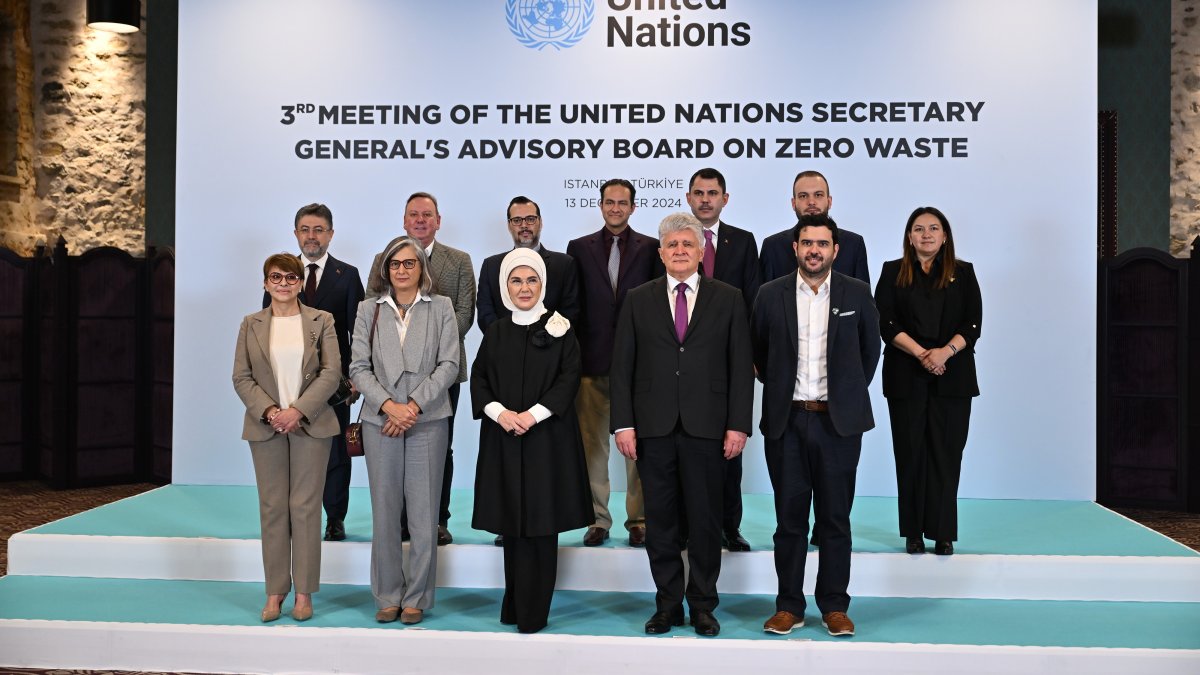 Participants of the U.N. Secretary-General’s Advisory Board on Zero Waste pose for a photo, Istanbul, Türkiye, Dec. 13, 2024. (IHA Photo)