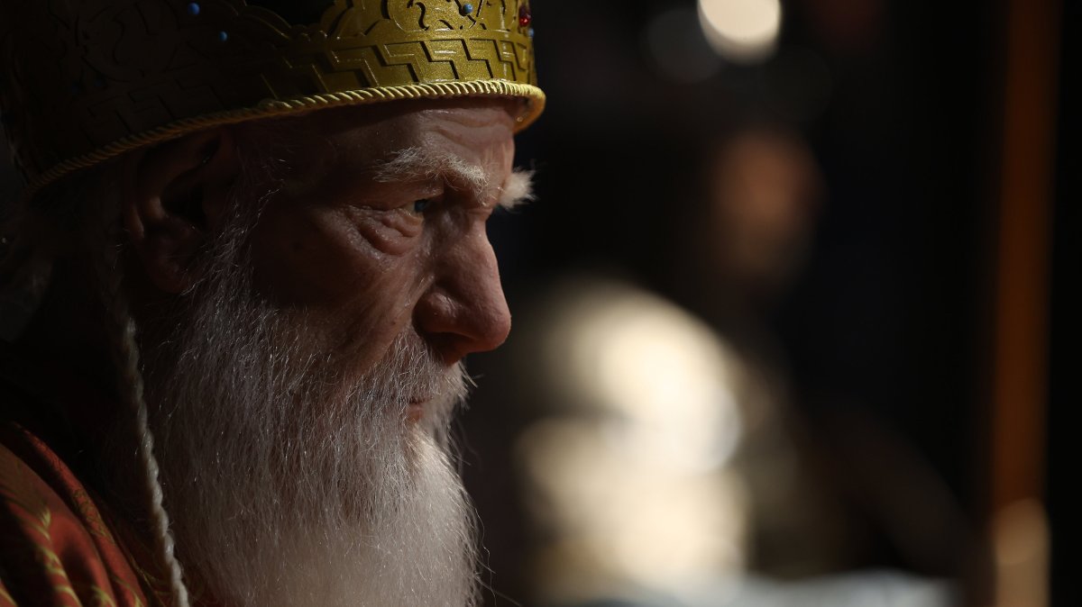 The silicone sculpture of Seljuk Sultan Kilij Arslan II is displayed at the Dar-ül Mülk Exhibition Palace in Konya, central Türkiye, Dec. 23, 2024. (AA Photo)