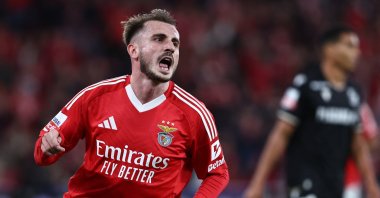 Benfica&#039;s Kerem Aktürkoğlu celebrates after scoring a goal during a Primeira Liga match against Vitoria S.C. at the Estadio da Luz, Lisbon, Portugal, Dec. 7, 2024. (Reuters Photo)