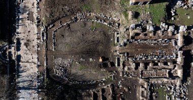 An aerial view of the complex bathhouse in the ancient city of Ephesus, located in the Selçuk district of Izmir, Türkiye, Dec. 18, 2024. (AA Photo)