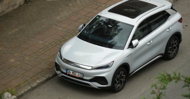 A new model BYD Atto 3 electric vehicle is parked on the street, Istanbul, Türkiye, May 2, 2024. (Shutterstock Photo)