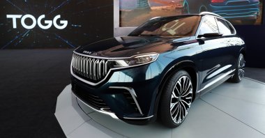T10Xs, fully electric SUV models of Türkiye&#039;s first domestic car brand, Togg, on display in Bursa, northwestern Türkiye, July 17, 2020. (AA Photo)