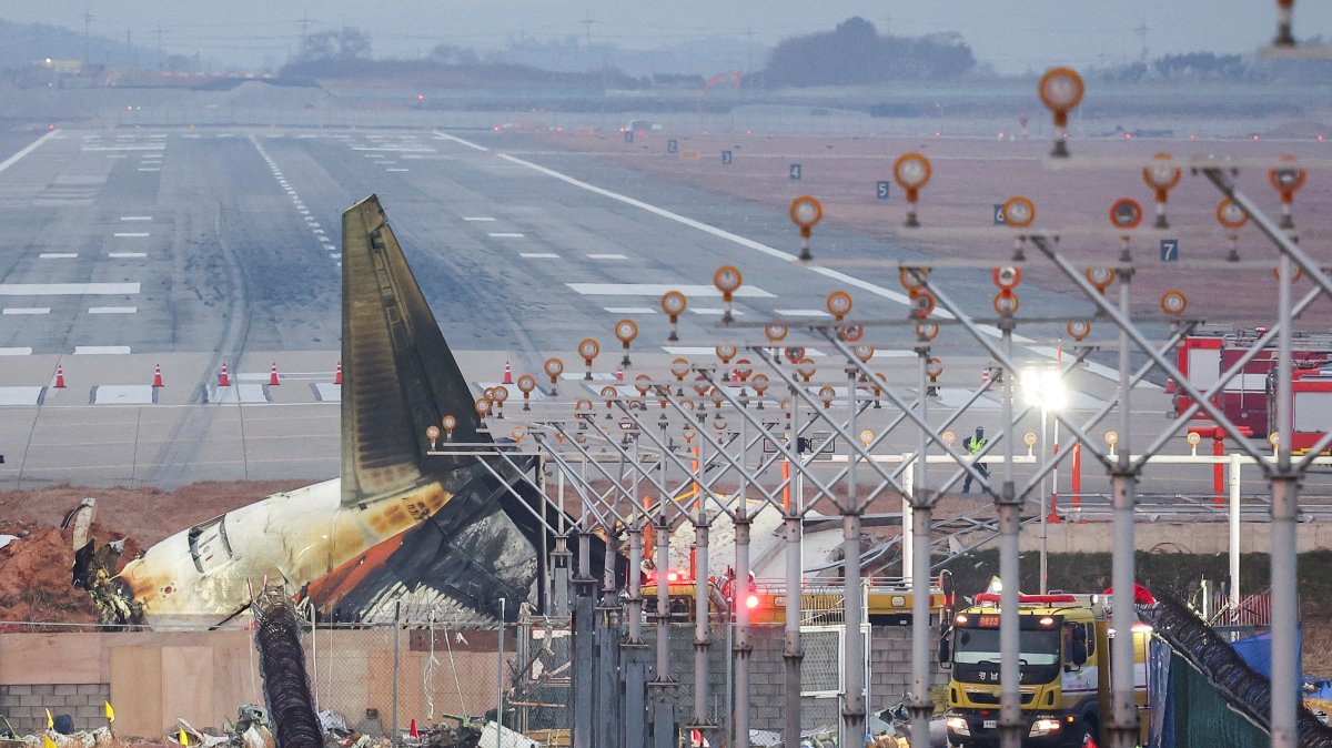 The wreckage of the Jeju Air aircraft that went off the runway and crashed lies at Muan International Airport, Muan, South Korea, Dec. 30, 2024. (Reuters Photo)