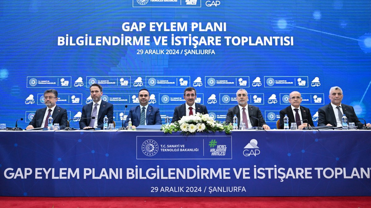 Ministers attend a meeting to present the new Southeast Anatolia Project (GAP) Action Plan, Şanlıurfa, Türkiye, Dec. 29, 2024. (AA Photo)