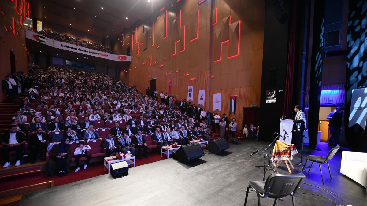 International students gathered at the YTB event to raise awareness about the ongoing humanitarian crisis in Gaza, Istanbul, Türkiye, Oct. 9, 2024. (Courtesy of YTB)