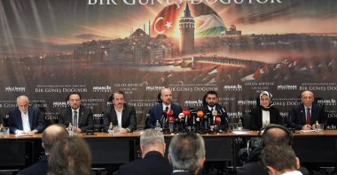 Members of the National Will Platform hold a news conference to announce their upcoming initiatives, Istanbul, Türkiye, Dec. 23, 2024. (AA Photo)