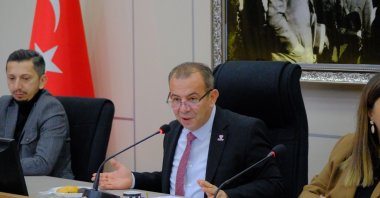 Bolu Mayor Tanju Özcan speaks at an event in Bolu, northern Türkiye, Dec. 11, 2024. (İHA Photo)