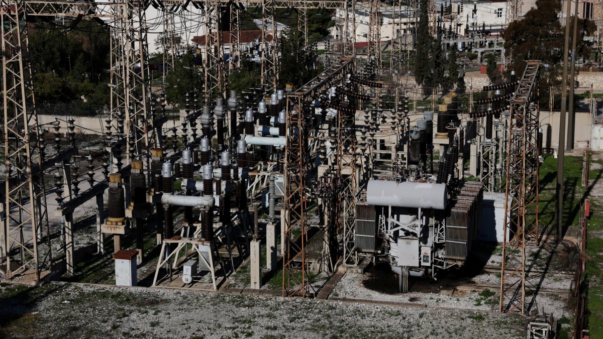 The retired Agios Georgios power station in Keratsini suburb, near Athens, Greece, Jan. 3, 2025. (Reuters Photo)