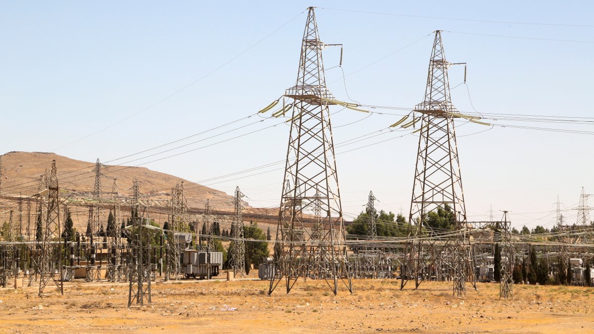 A view shows electricity pylons in Damascus&#039; suburbs, Syria, Sept. 8, 2021. (Reuters Photo)