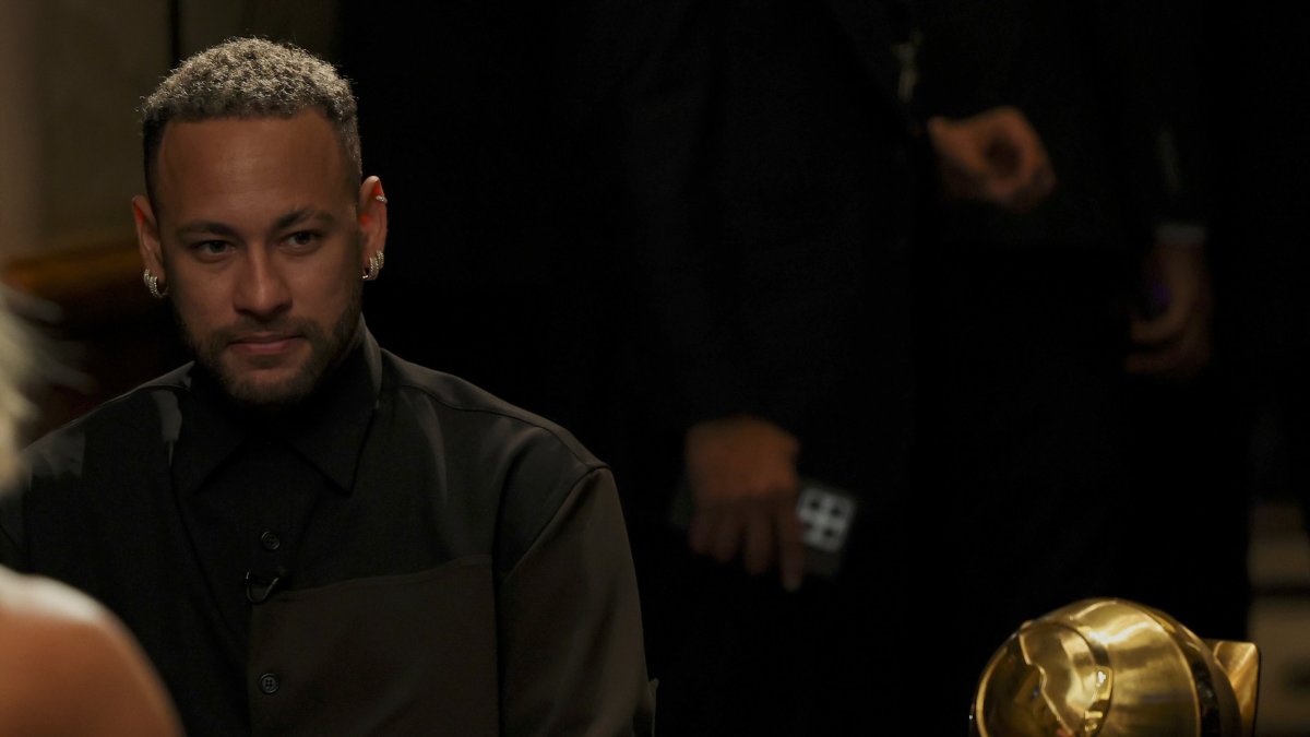 Al Hilal&#039;s Neymar Jr. is interviewed after attending the Globe Soccer Dubai Awards 2024 Ceremony at the Luxury Hotel of Atlantis, Dubai, UAE, Dec. 27, 2024. (EPA Photo)