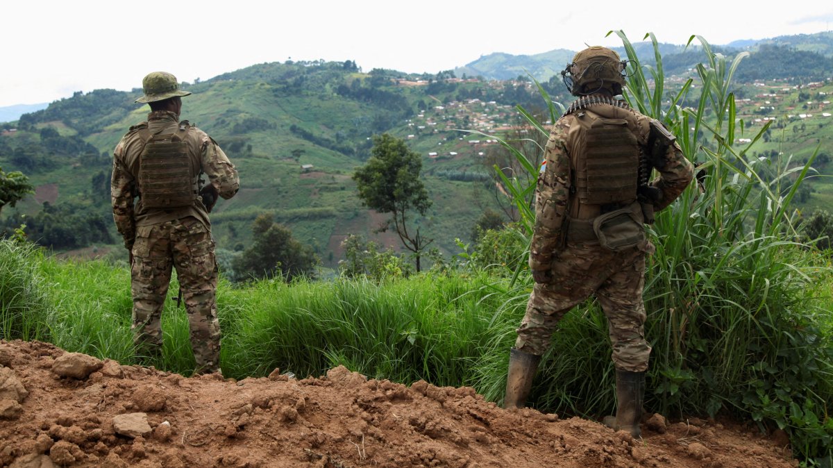 Members of the DRC armed forces stand guard against the M23 rebel group in Lubero, North Kivu province, Democratic Republic of Congo, Oct. 27, 2024. (Reuters Photo)