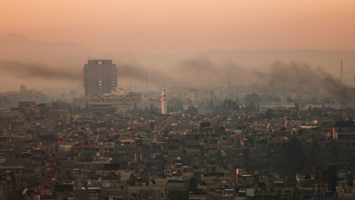 A general view of Damascus during the year&#039;s first sunrise on New Year&#039;s Day, after the ousting of longtime dictator Bashar Assad, Syria, Jan. 1, 2025. (Reuters Photo)