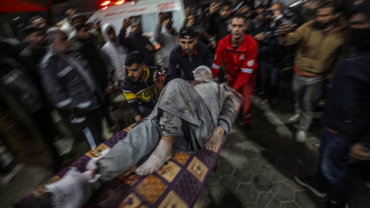 A wounded Palestinian elderly man is taken to Al-Aqsa Martyrs Hospital in Deir al-Balah, central Gaza Strip, Palestine, Jan. 8, 2025. (EPA Photo)