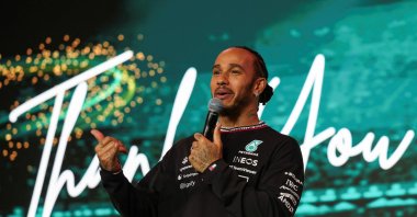 Lewis Hamilton speaks at a Mercedes farewell event for his team, Kuala Lumpur, Malaysia, Dec. 10, 2024. (Reuters Photo)