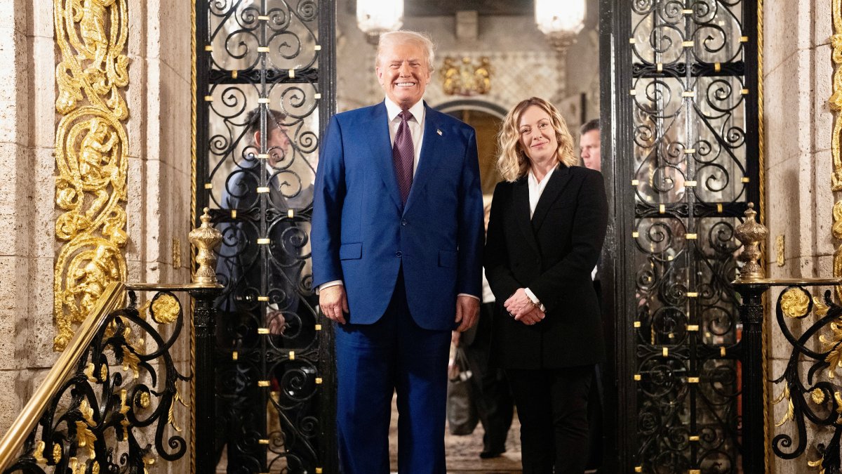 U.S. President-elect Donald Trump meets with Italian Prime Minister Giorgia Meloni at Mar-a-Lago in Palm Beach, Florida, U.S., Jan. 4, 2025. (Reuters Photo)