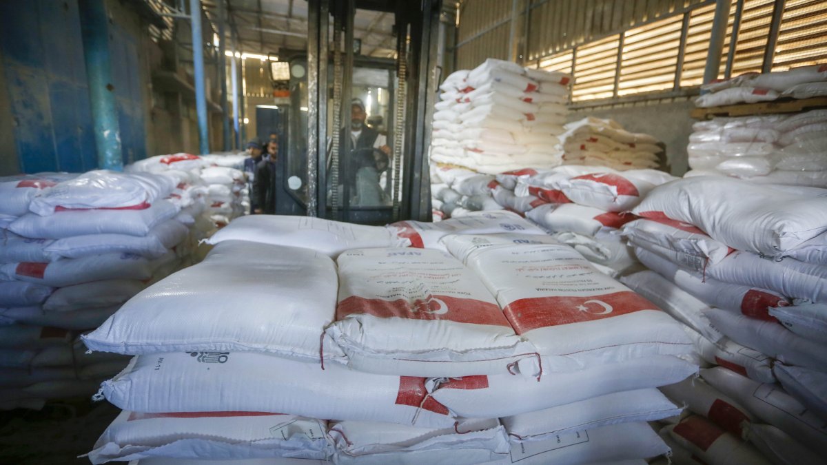 Flour bags distributed by Türkiye&#039;s AFAD and UNRWA in the Nuseirat Refugee Camp, Gaza, Palestine, Jan. 9, 2024. (AA Photo)